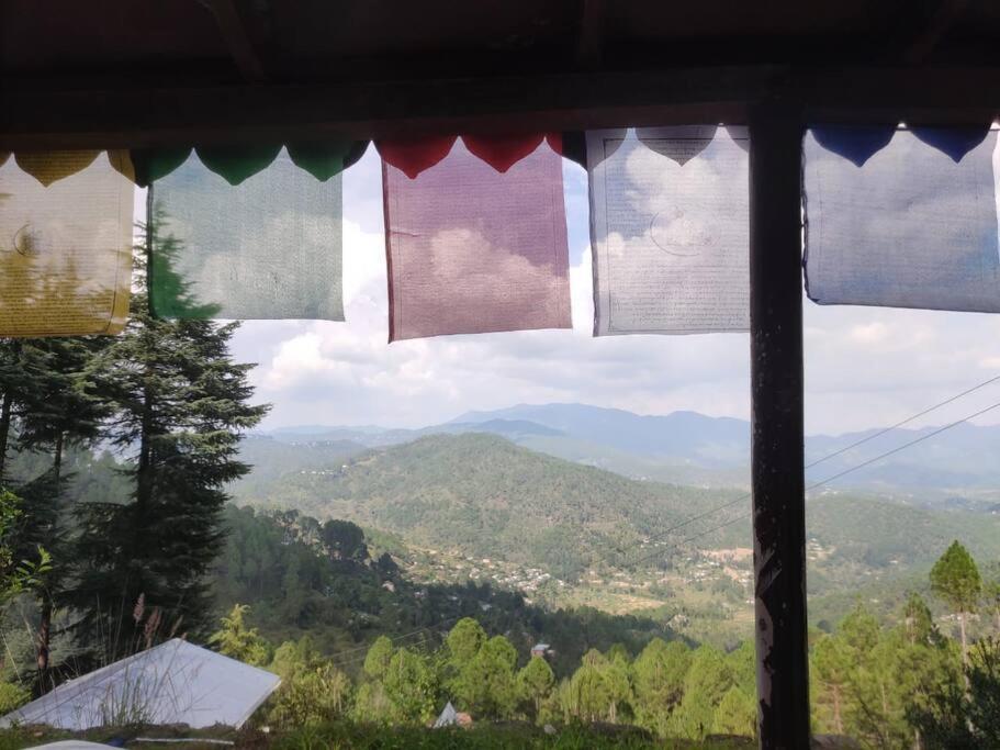 Little Himalayan Abode Villa Almora Kültér fotó